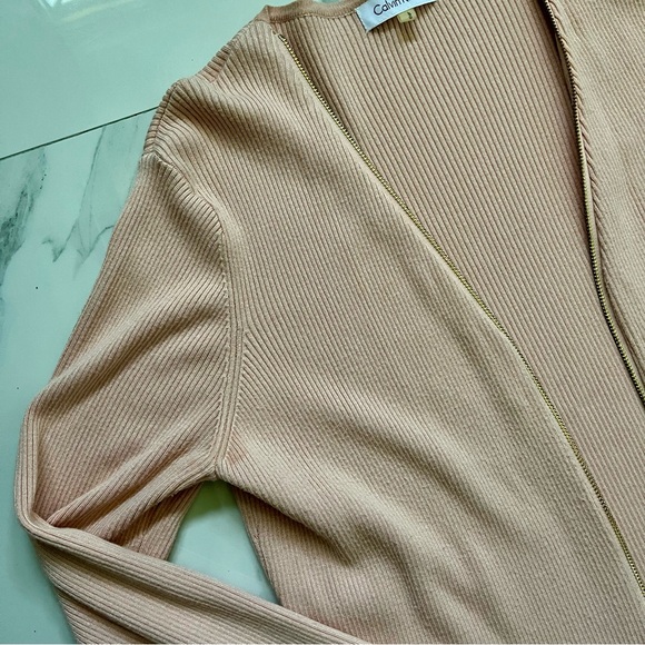 Calvin Klein Sweater and Blouse Set - Picture 7 of 7